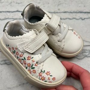 Size 4 OshKosh Tennis Shoes